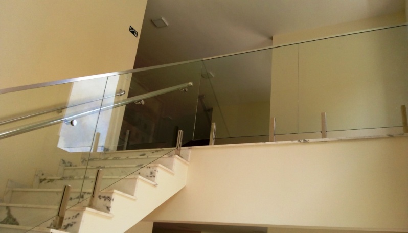 Corrimão de Alumínio com Vidro Salto - Corrimão de Alumínio para Escada Externa